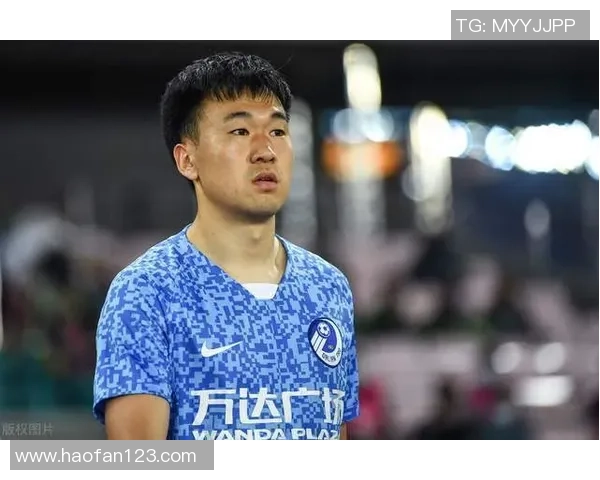 吴伟专访:从青涩少年到足球巨星的成长之路回顾